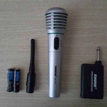 Micro không dây karaoke Shure MA210 - 2 IN 1 không dây và có dây