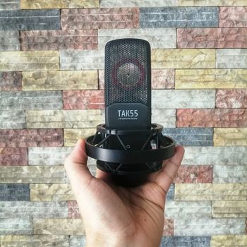Bộ mic thu âm Tasktar Tak-55 và Mixer M5 Plus đi kèm quà tặng tai nghe và giá đỡ điện thoại