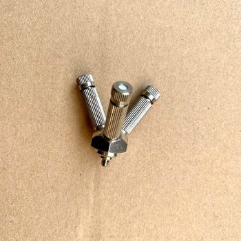 Bộ đế giữa 3 hướng kèm béc phun sương ( béc giữa  chia 3 hướng  3 béc cao áp )