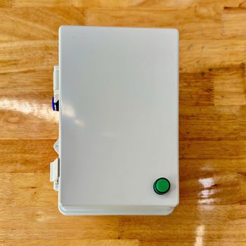 Bộ bơm đơn dùng wifi lắp sẵn gồm tủ điện  van từ  wifi  bơm 60w
