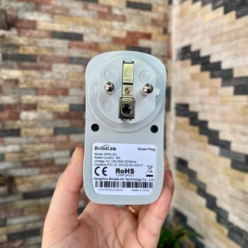 Ổ cắm wifi Broadlink SP4l hẹn giờ phiên bản EU dùng trong hệ thống điều khiển từ xa