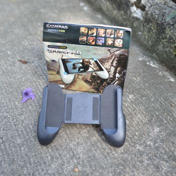 Gamepad tay cầm kẹp cho mọi điện thoại chơi game GP120