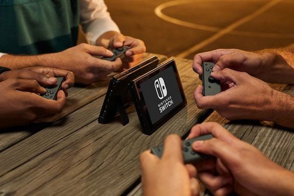 Máy Nintendo Switch Bundle Fifa 2018
