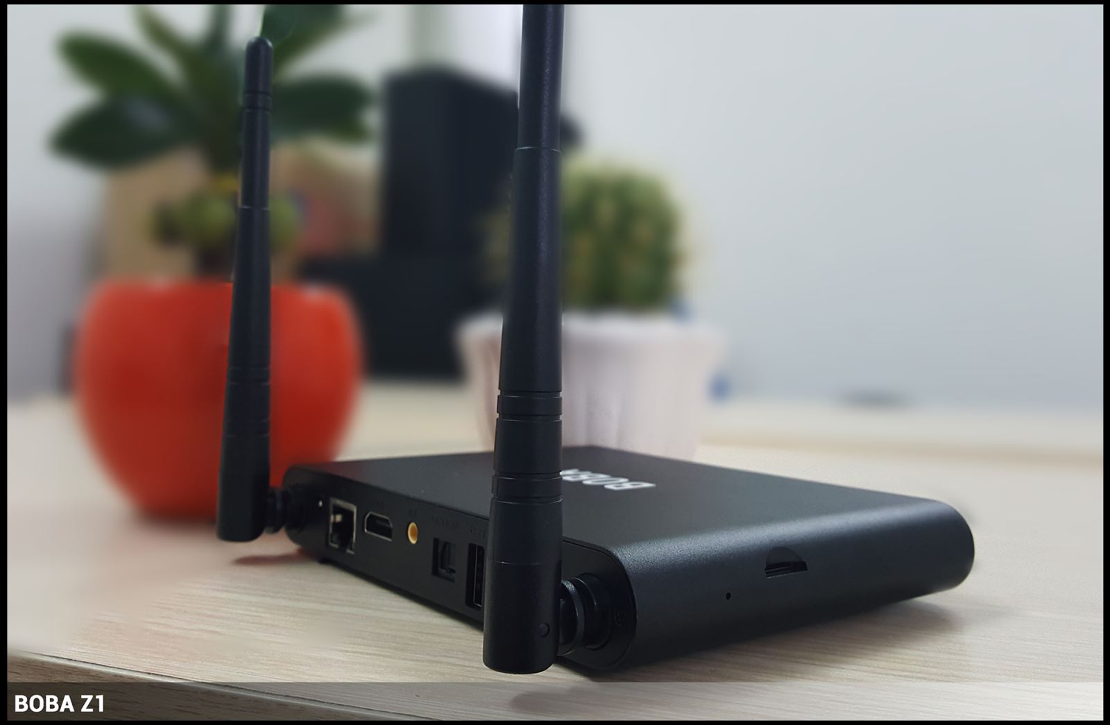 hông và mặt sau boba z1