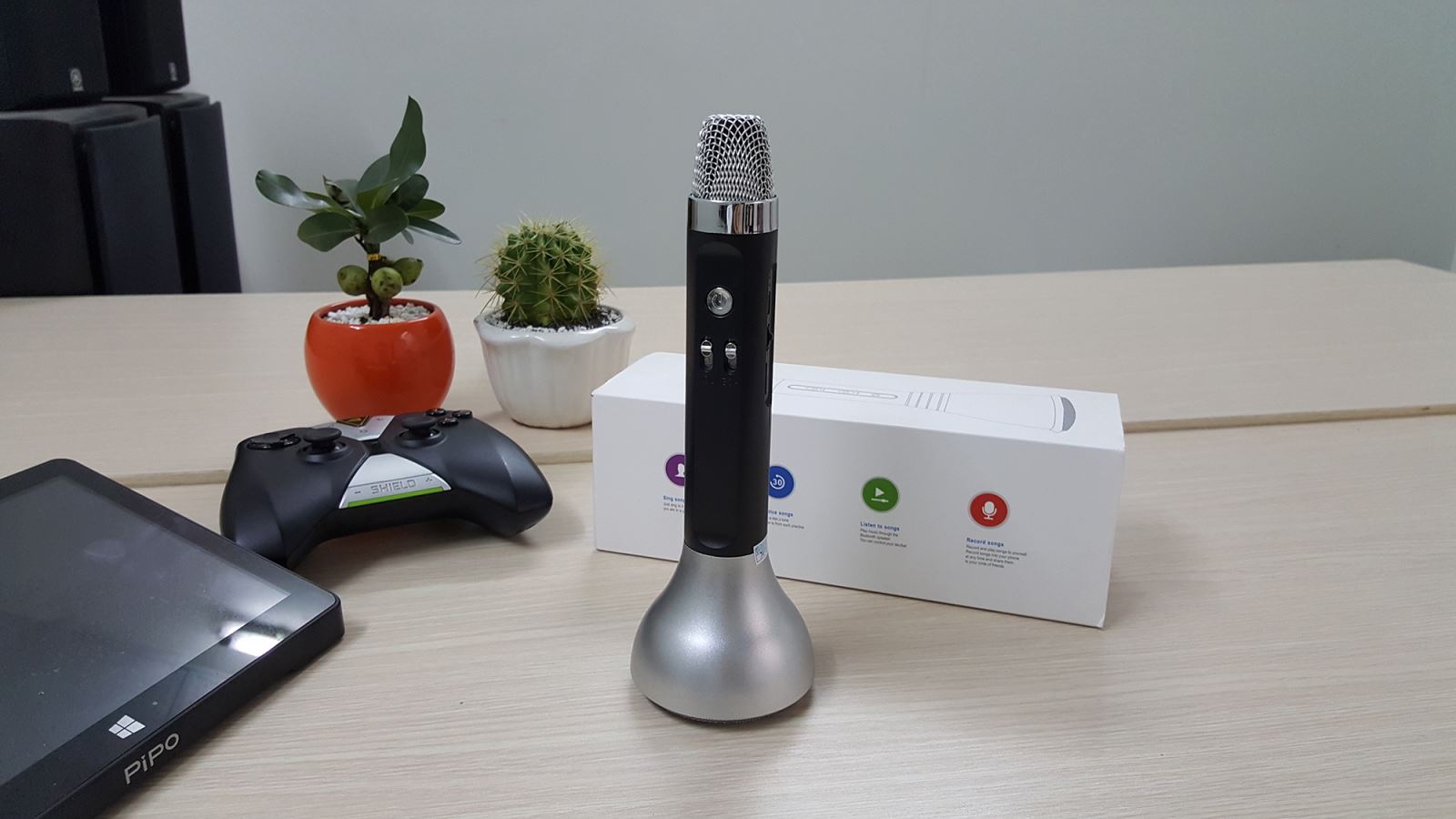 Micro kèm loa bluetooth K7