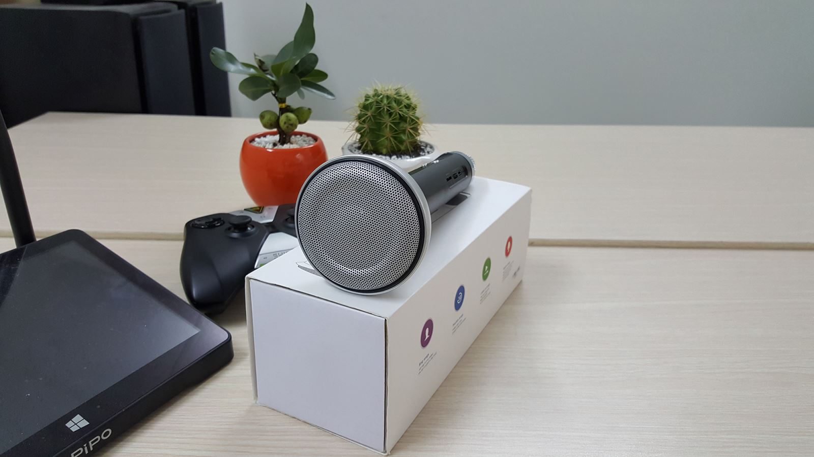 Micro kèm loa bluetooth K7