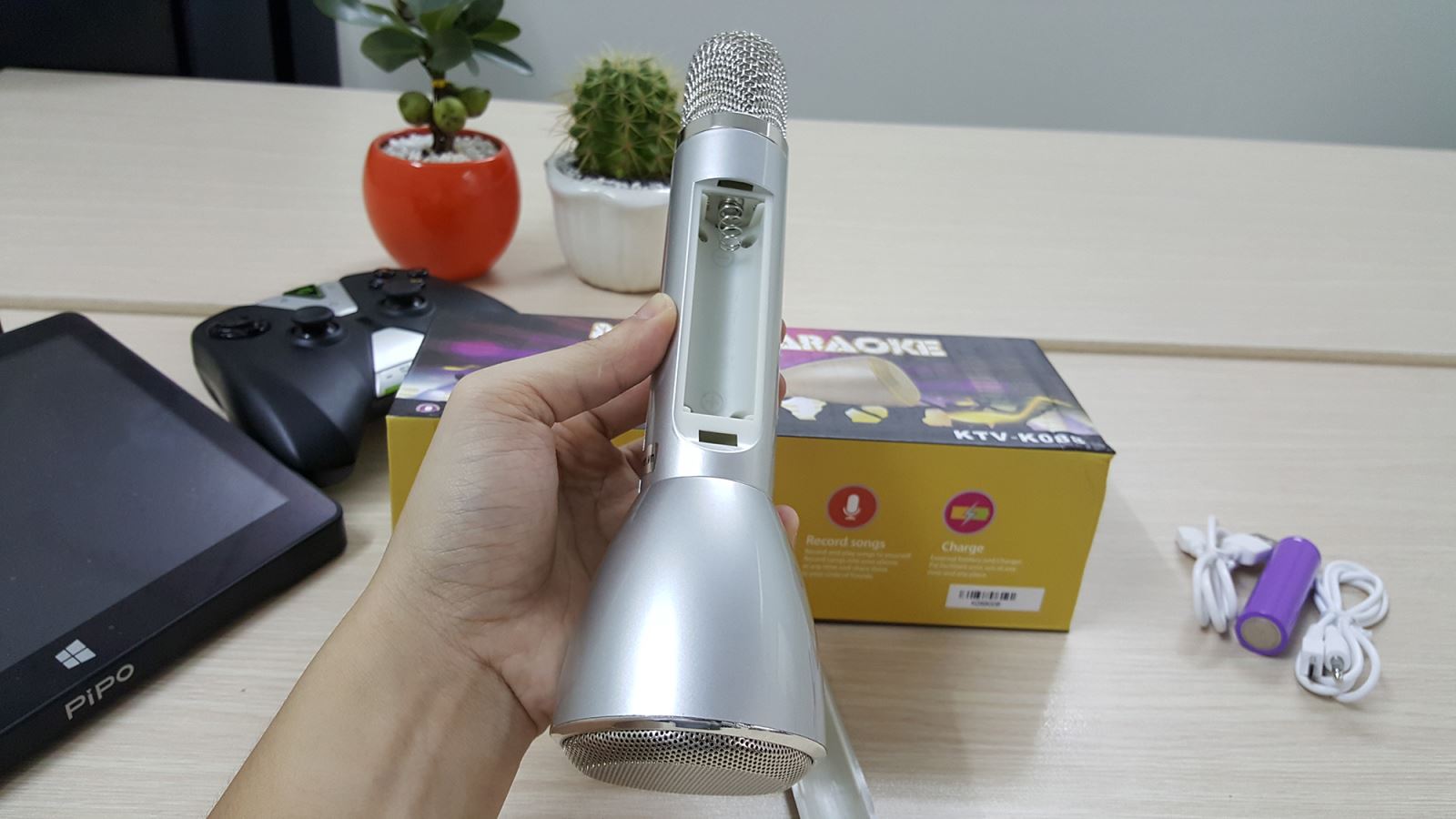 Micro hát karaoke kèm loa k088