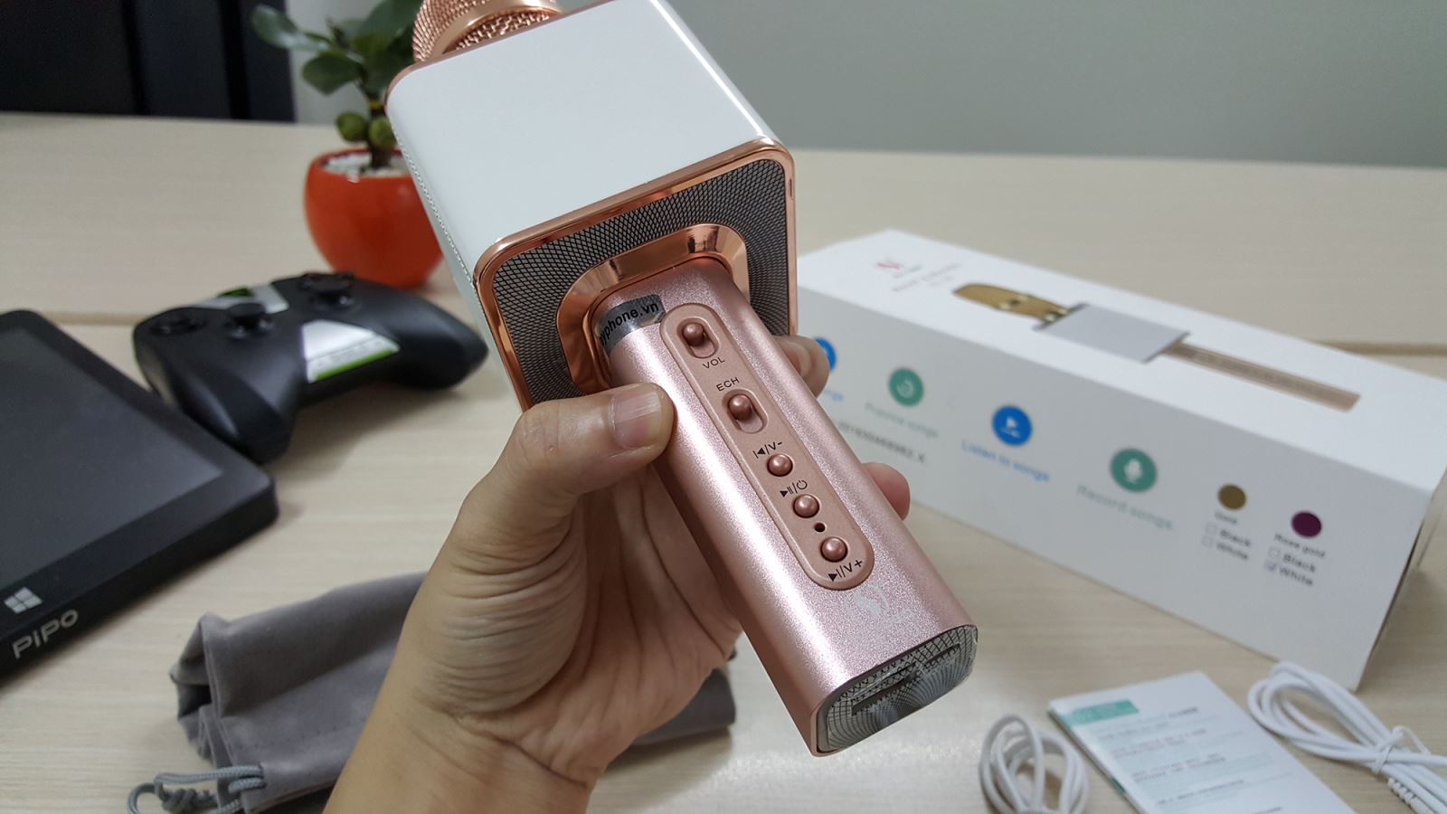 Mic Karaoke Kiêm Loa Bluetooth Magic YS10