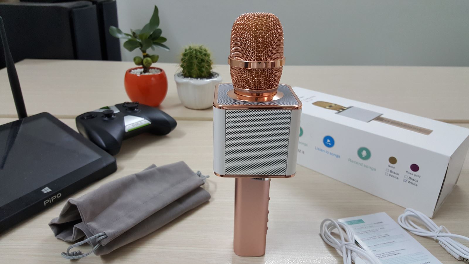 Mic Karaoke Kiêm Loa Bluetooth Magic YS10