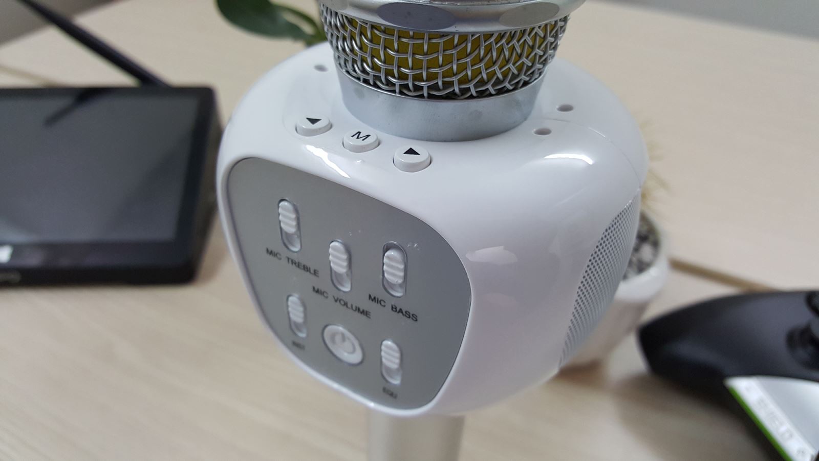 Mic Karaoke Kiêm Loa Bluetooth YHSJ-007
