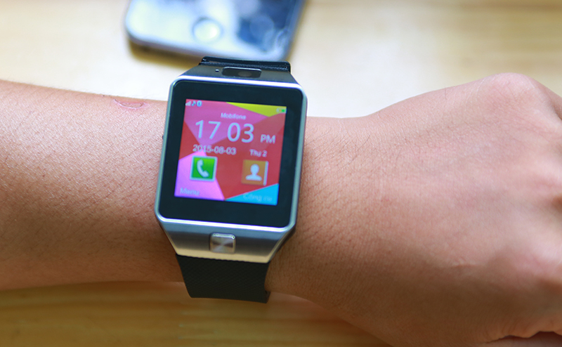 Đồng hồ thông minh inWatch C