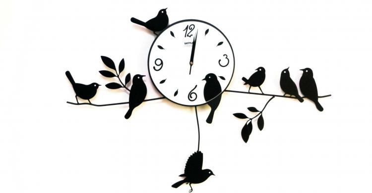 Lựa chọn đồng hồ treo tường phù hợp với không gian nhà bạn