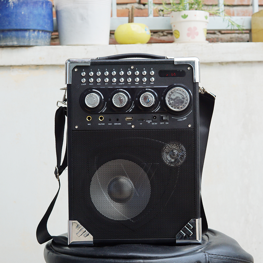 Loa xách tay di động K66 Vanensong - Tặng kèm một micro không dây karaoke