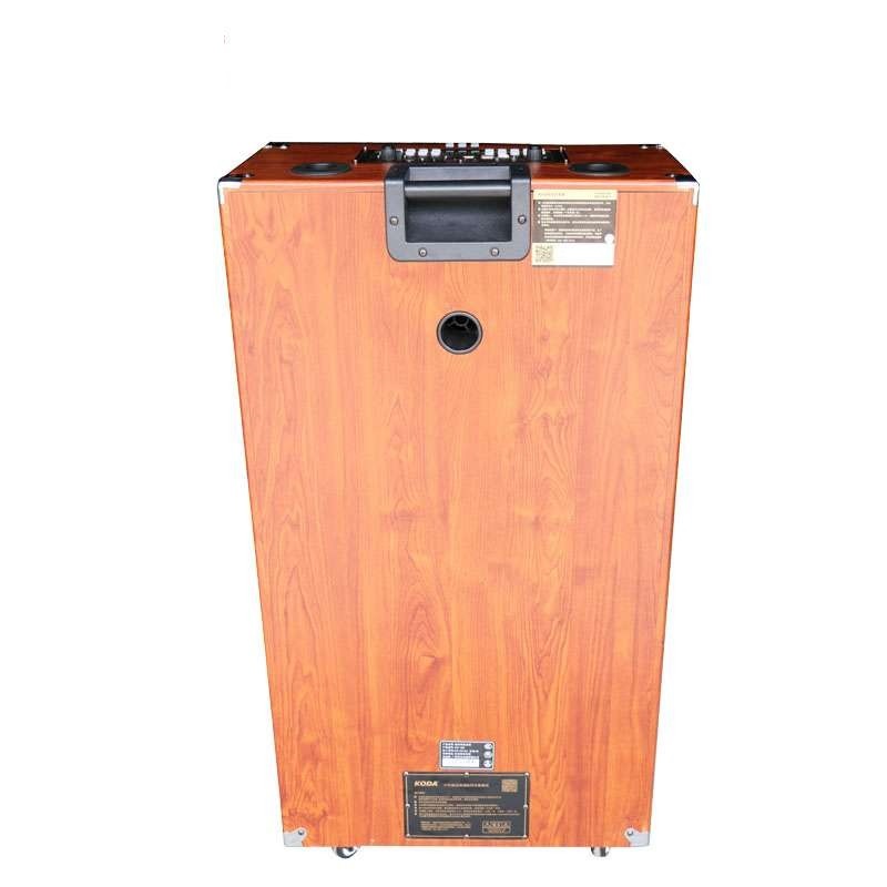 Loa kéo KODA KD15C màn hình cảm ứng công suất 600w