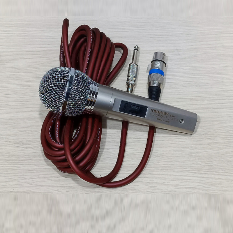 Mic Karaoke có dây Tamahawk chất lượng
