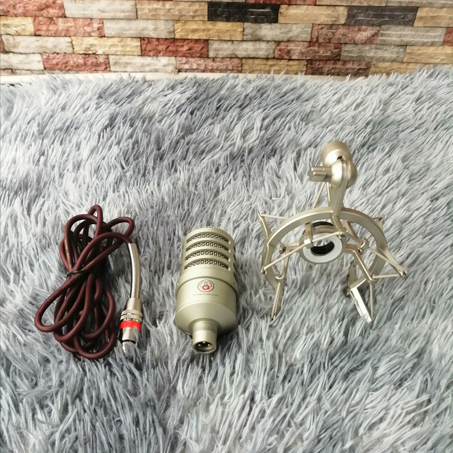 Combo Mic thu âm Q3 và Soundcard K300 TẶNG KÈM tai nghe có dây và giá đỡ cho điện thoại