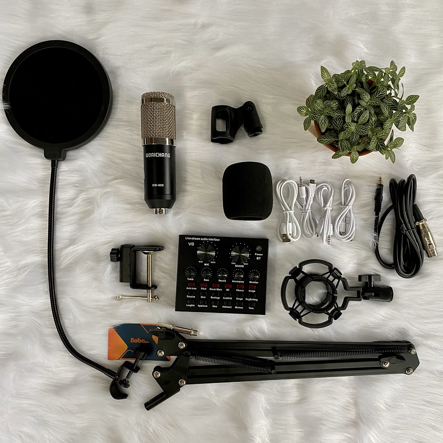 Combo hát live stream BM900 cùng Soundcard V8