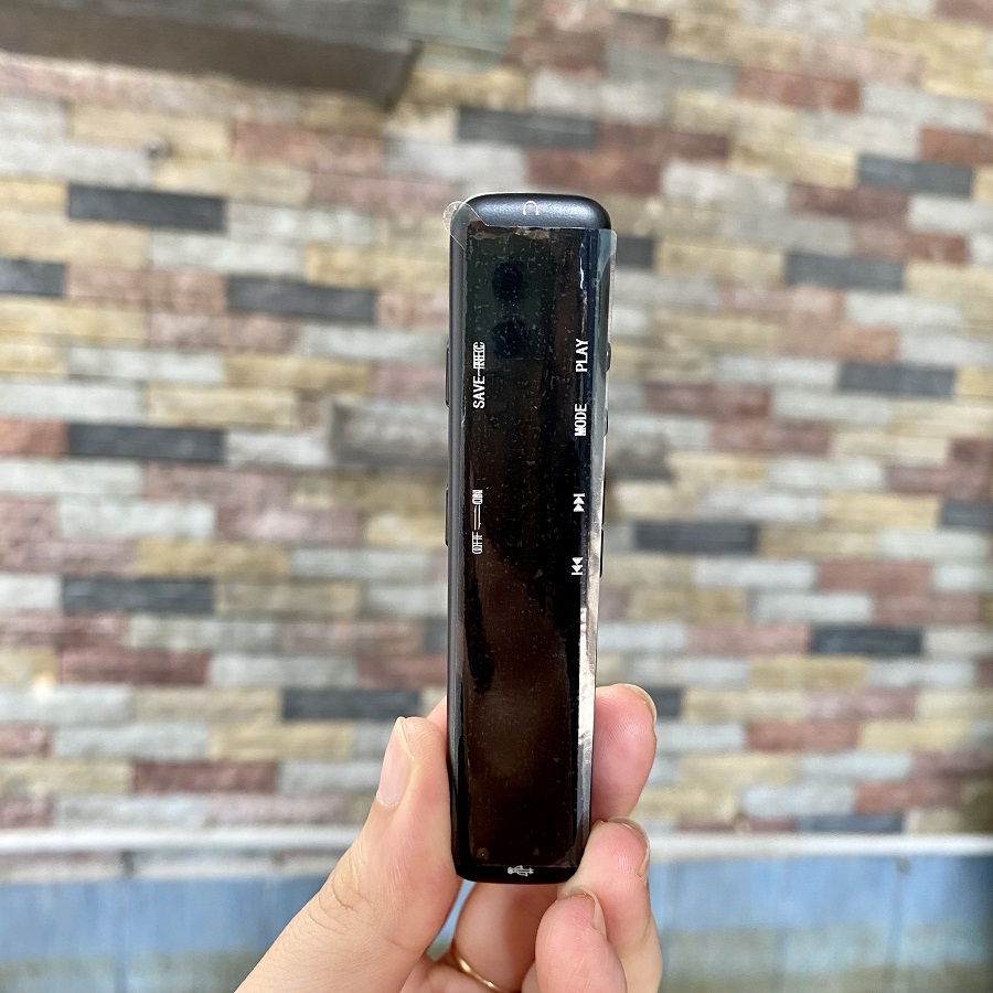 Máy ghi âm A252 mặt kính bộ nhớ trong 8GB có chế độ chờ lên đến 15 ngày - Mẫu HOT 2020