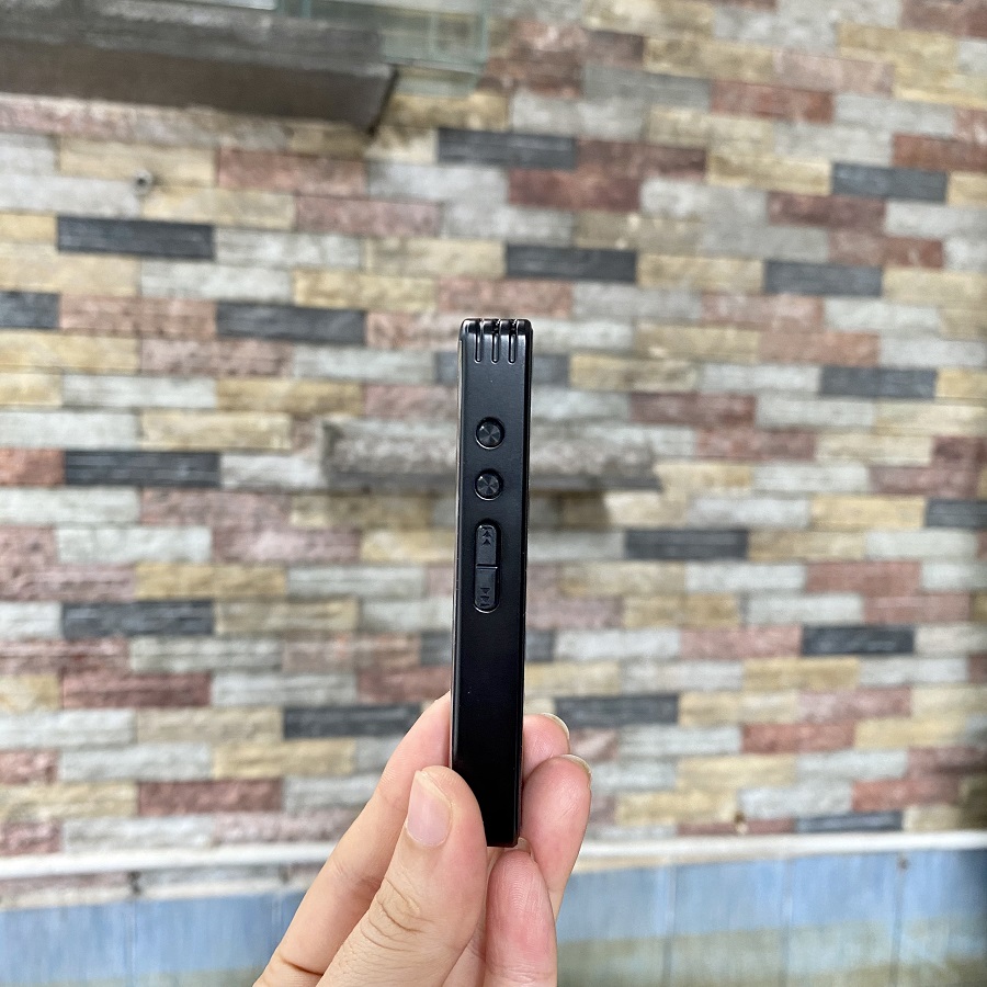 Máy ghi âm A252 mặt kính bộ nhớ trong 8GB có chế độ chờ lên đến 15 ngày - Mẫu HOT 2020