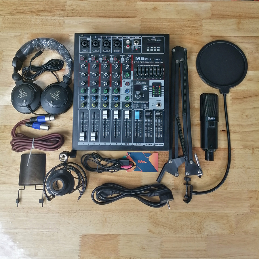 Bộ mic thu âm PC-K850 và Mixer M5 Plus