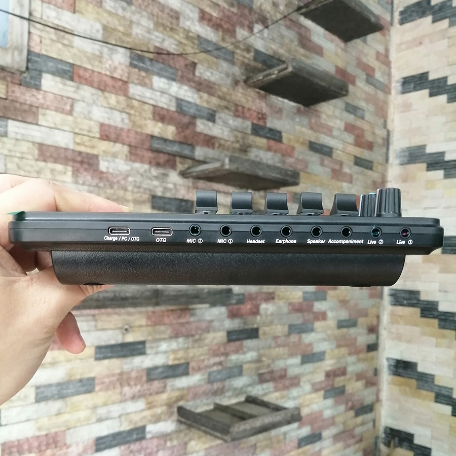 Combo mic thu âm AT-808 và Soundcard K500 tặng kèm tai nghe và giá đỡ cho điện thoại