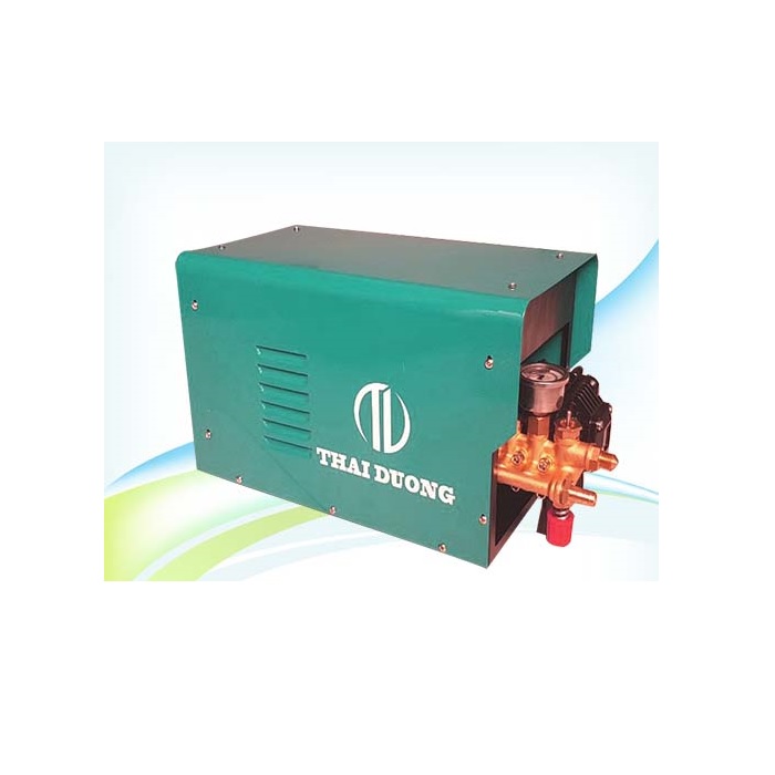 Máy phun cao áp TD 750