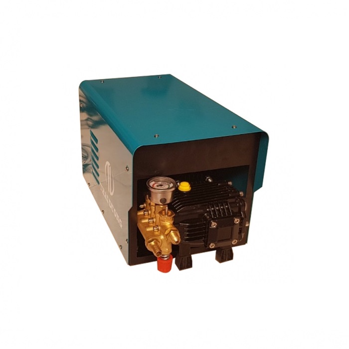 Máy phun cao áp TD 750