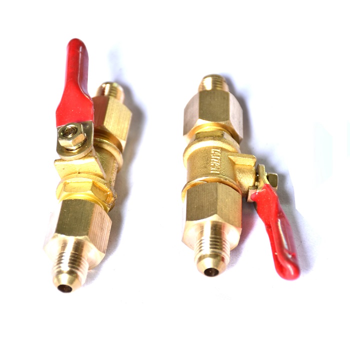 Van khóa tán ống đồng