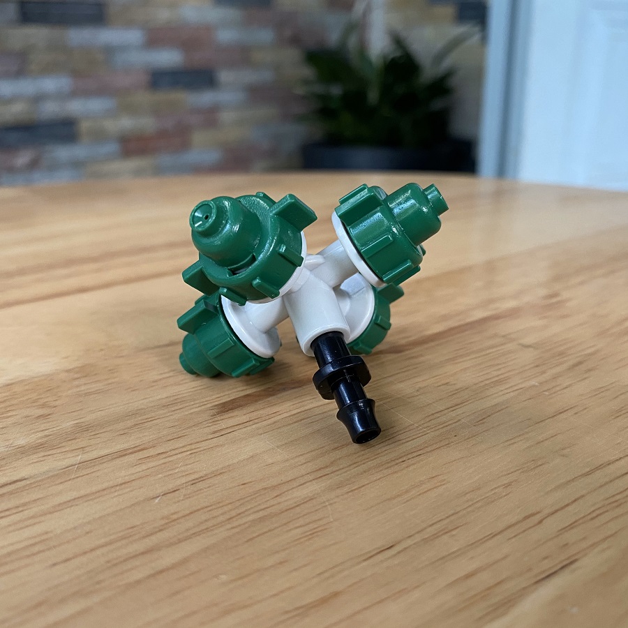 Béc phun sương 4 hướng chuyên tưới lan