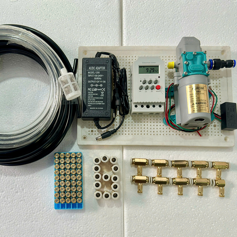 Bộ phun sương tự động 10 béc đồng bơm OM1521  timer hẹn giờ