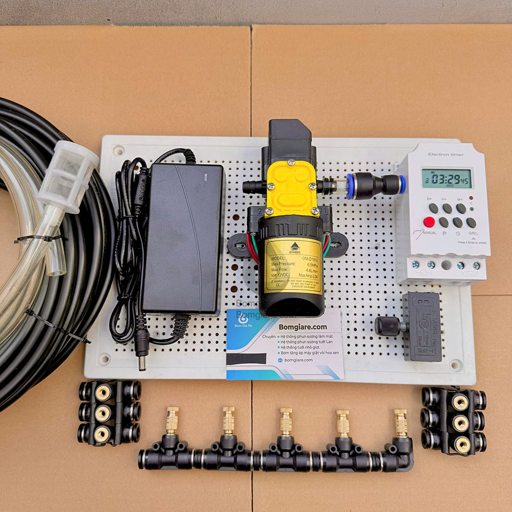 Bộ Phun Sương Tự Động 15 Đầu Phun Bơm OM1521 Có Timer Hẹn Giờ – Giải Pháp Tưới & Làm Mát Thông Minh
