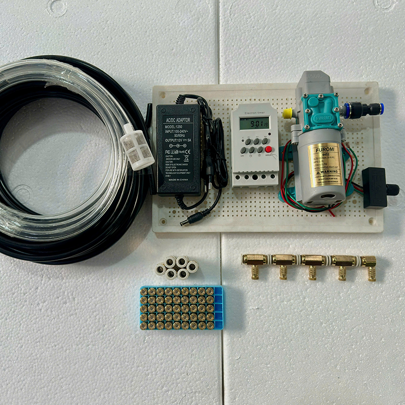 Bộ phun sương tự động 5 béc đồng bơm OM1521  Timer hẹn giờ