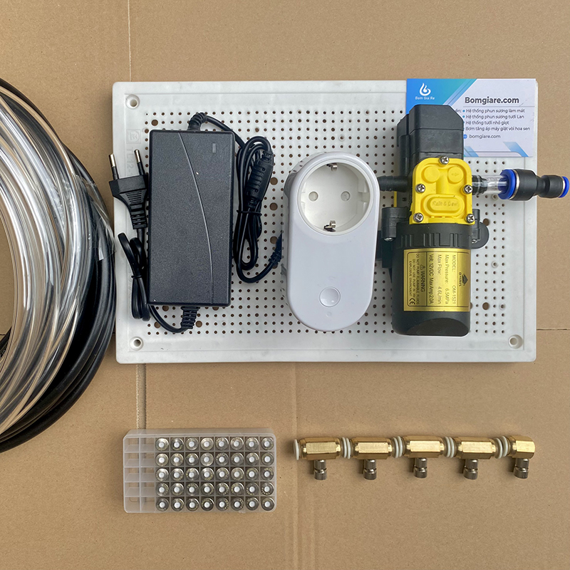 Bộ phun sương tự động điều khiển từ xa bằng wifi 5 béc đồng bơm OM1521
