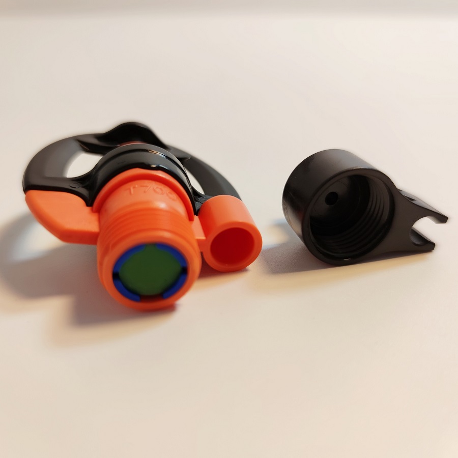 Béc T700-30 có bù áp kèm chân 6 ly