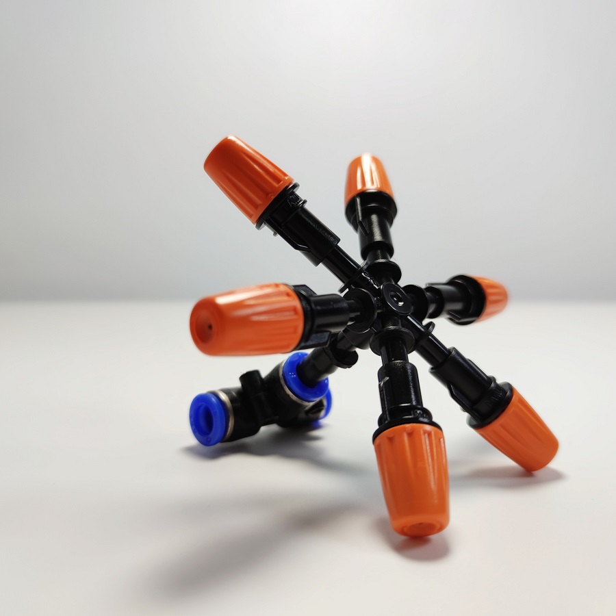 Béc nhựa 6 hướng chuyên tưới lan