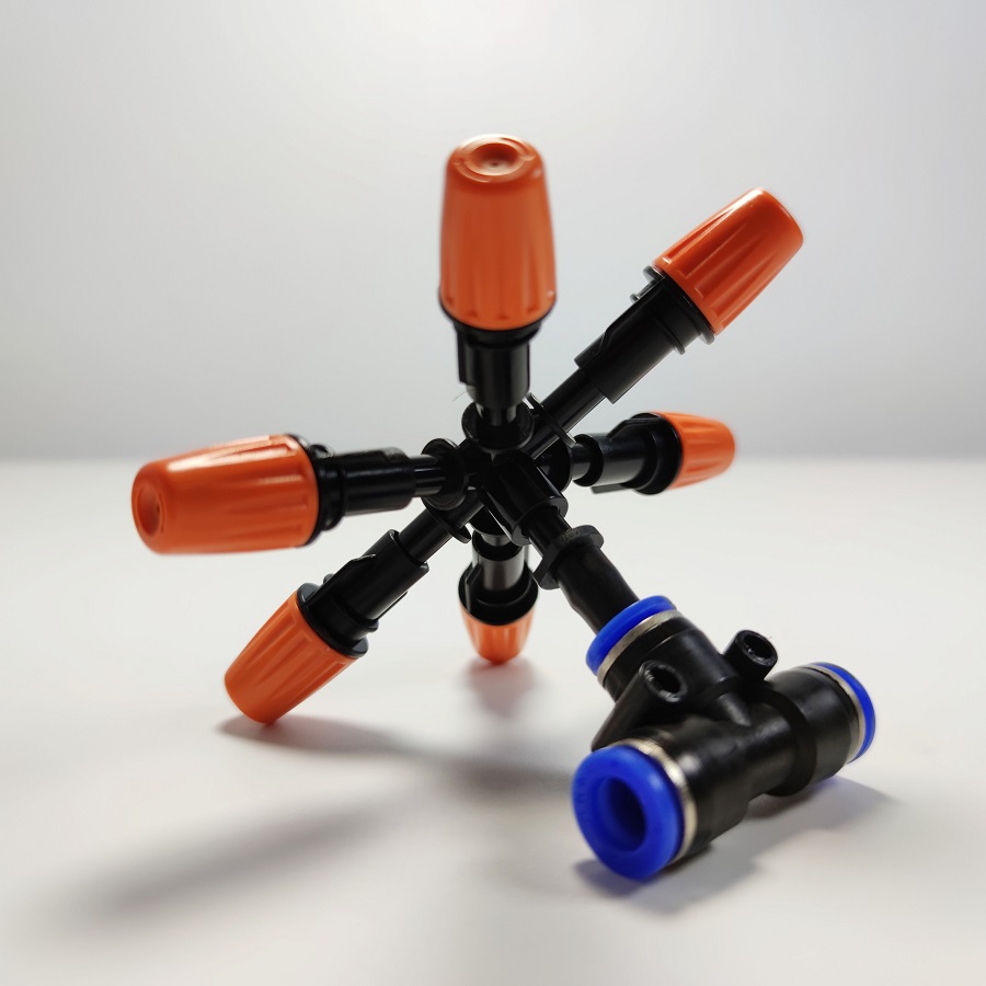 Béc nhựa 6 hướng chuyên tưới lan