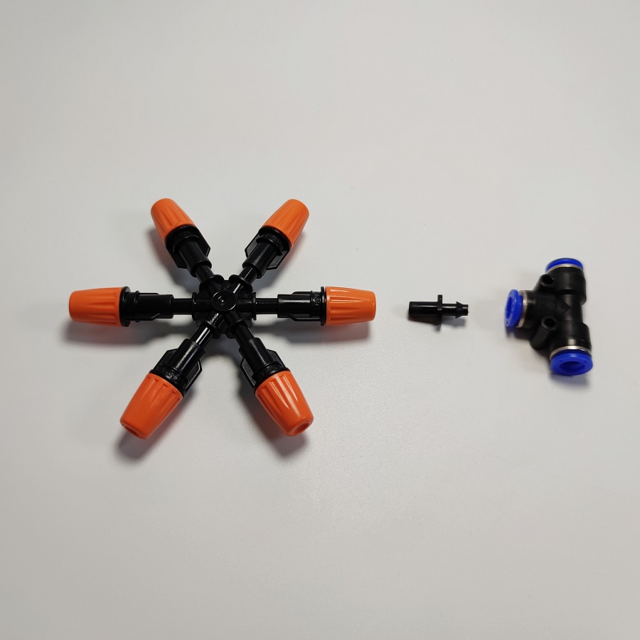 Béc nhựa 6 hướng chuyên tưới lan