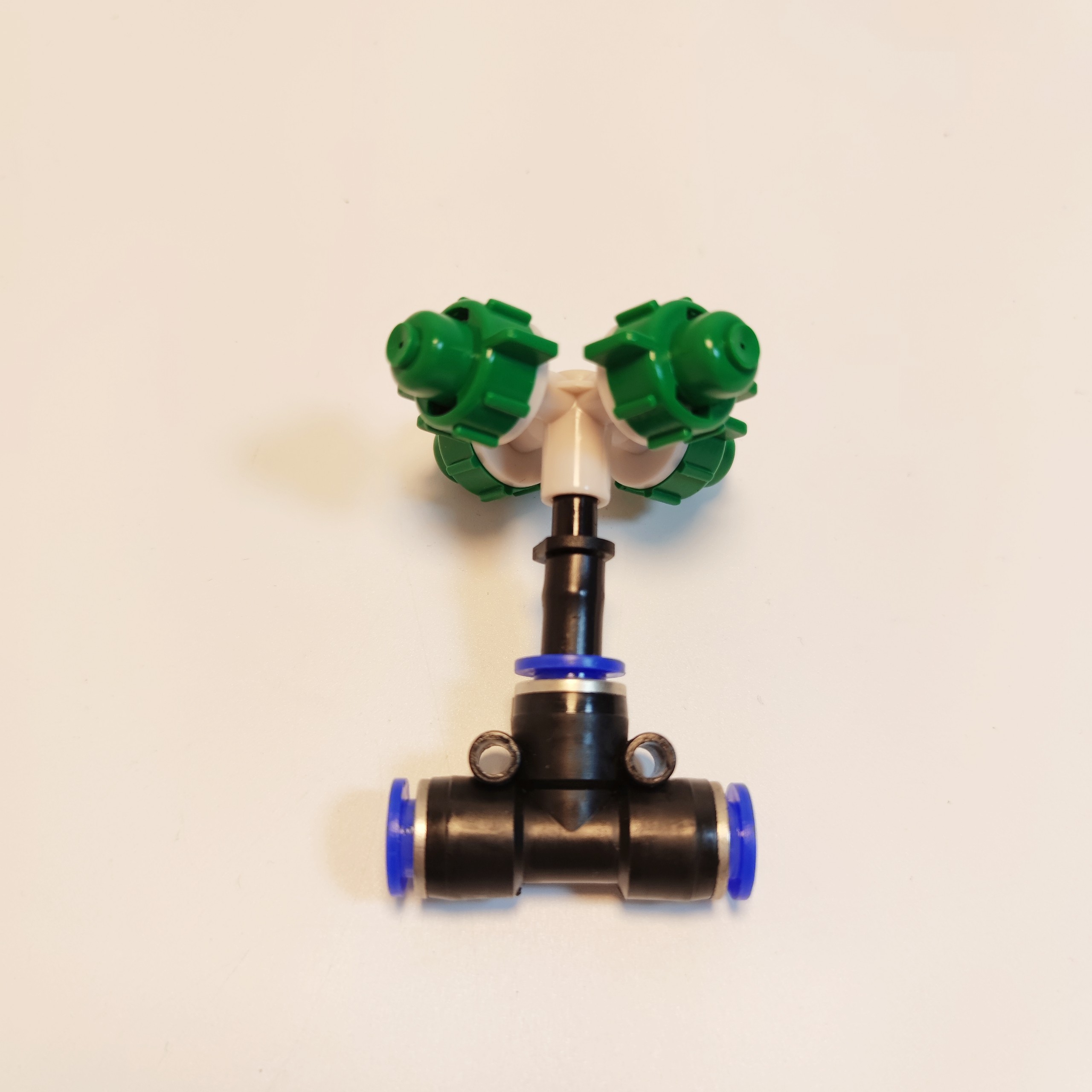 Bộ béc 4 hướng phun tưới lan