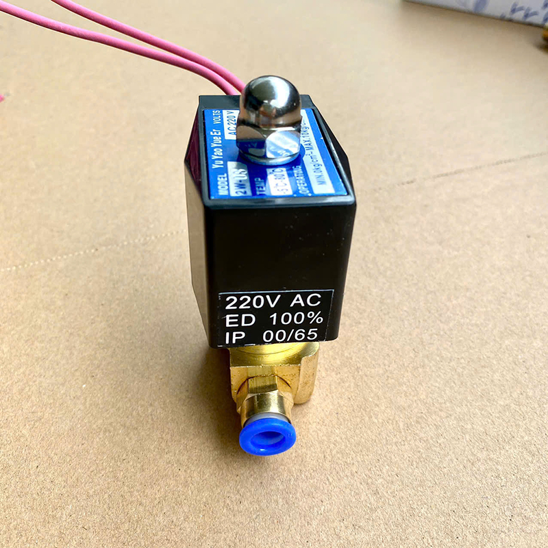 Van khóa kháng nước chuẩn IP65 dùng cho hệ thống phun sương ống khí 2 đầu ra 8mm