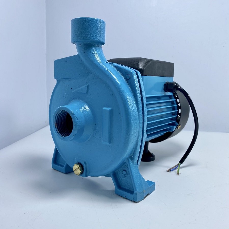 Bơm đồng tâm Kazuma 0.5HP- Chuyên phun sương tưới cây