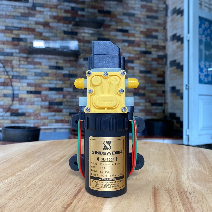 Máy bơm mini 12V Nhật Bản Sinleader 60W trọn bộ