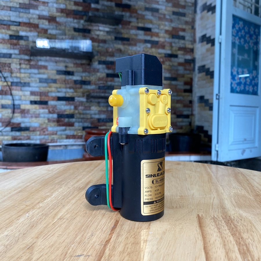 Máy bơm mini 12V Nhật Bản Sinleader 60W trọn bộ