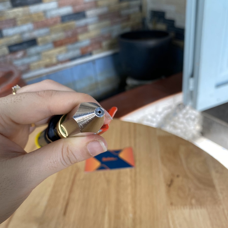 Vòi xịt rửa xe tăng áp