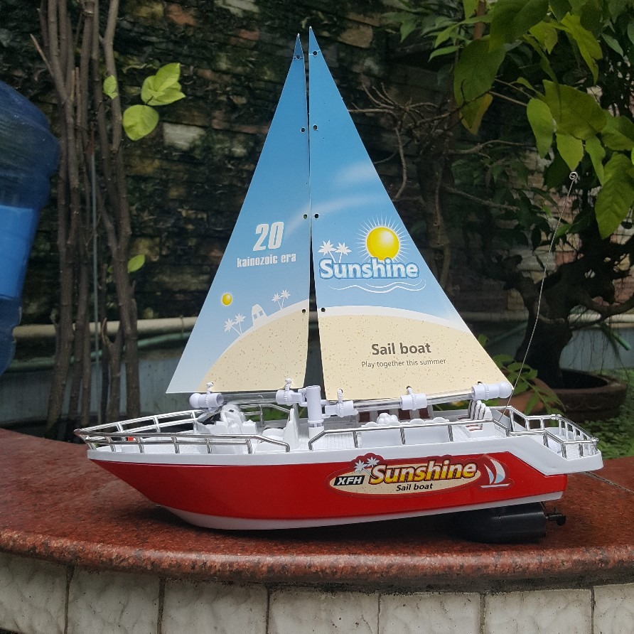 Thuyền buồm điều khiển từ xa 4 kênh Sail Boat XFH 201