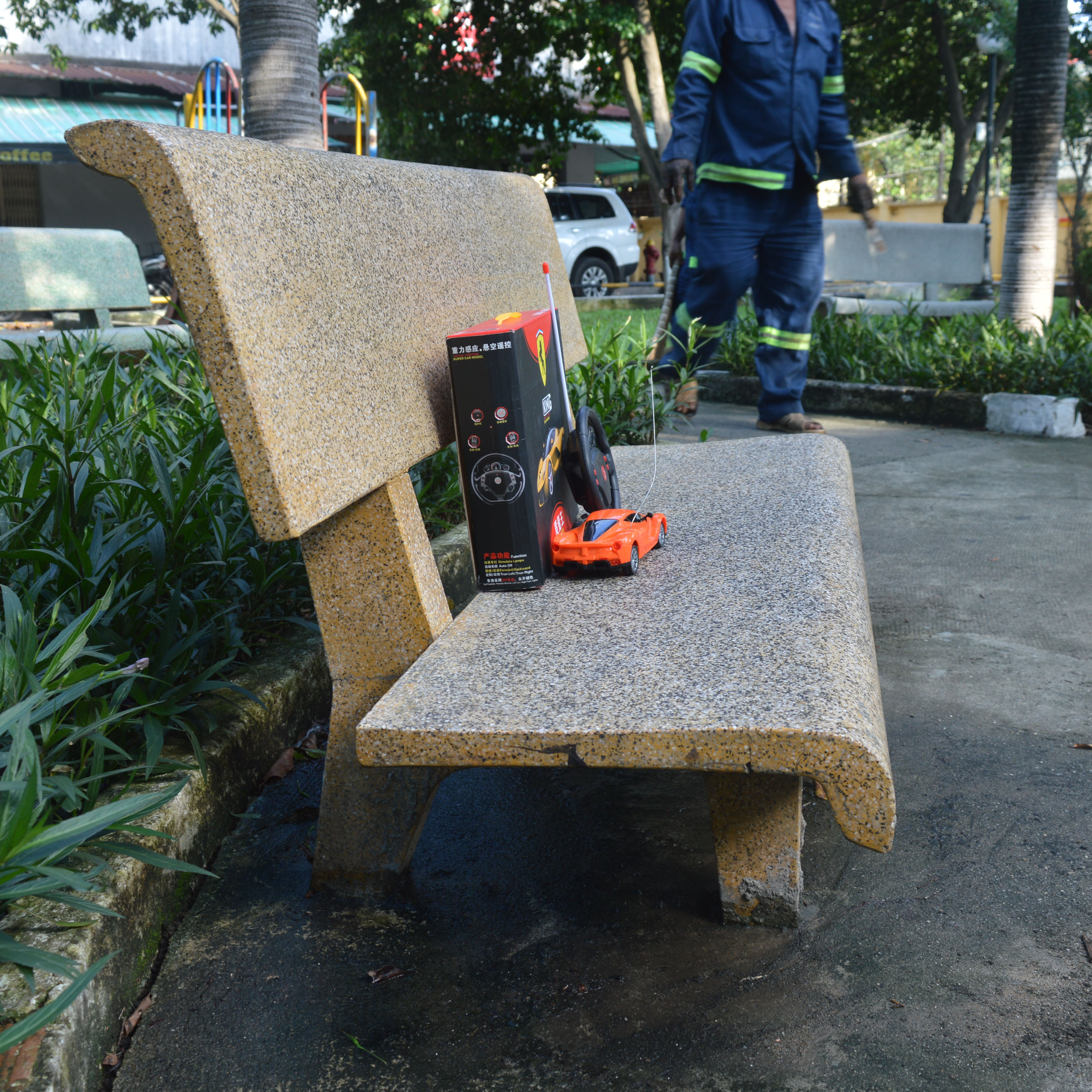 [Tặng Quà Xe Công Trường] Siêu Xe Điều Khiển Vô Lăng 4 Hướng F3