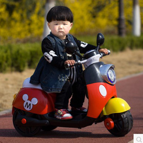 Xe máy điện trẻ em Vespa