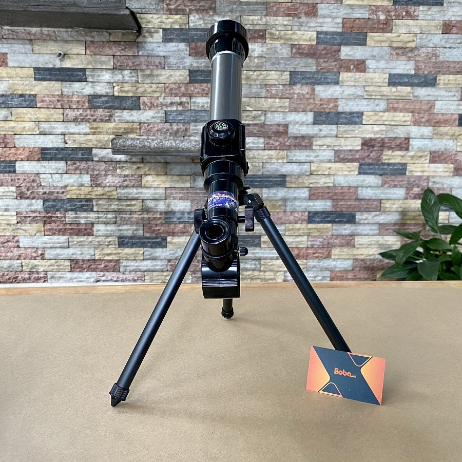 Kính thiên văn học khúc xạ - Món quà ý nghĩa cho bé