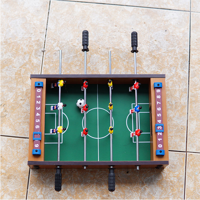 Đồ chơi bàn bi lắc bóng đá bằng gỗ cho bé N1 4 tay