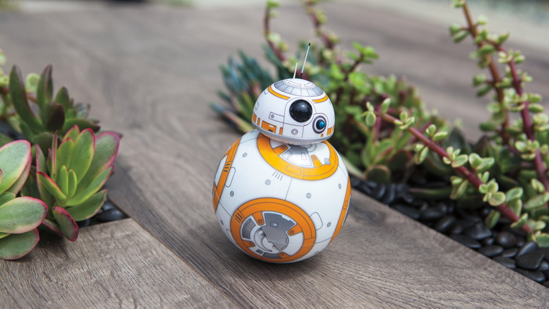 robot-bb-8-trong-phim-star-wars-den-tay-nguoi-dung-01.jpg