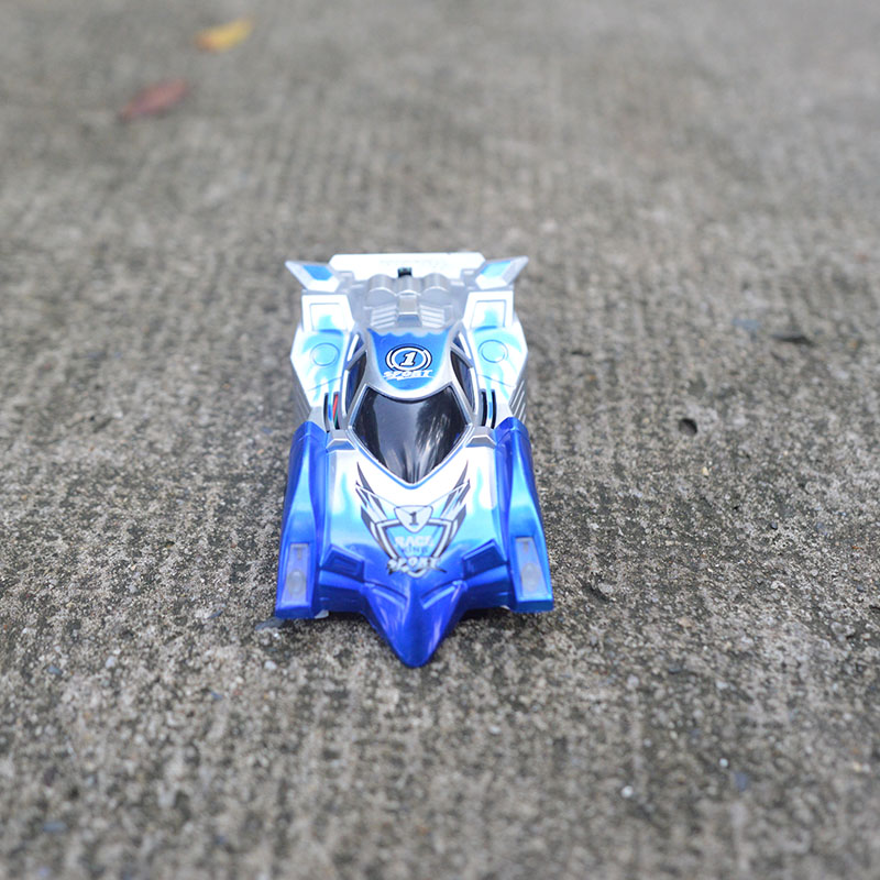 Siêu xe leo tường F1 